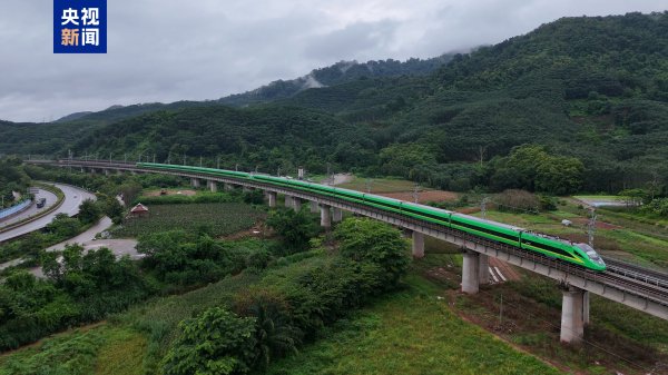 神牛资讯 磨憨－成都南首开直达动车 开启滇川“朝发夕至”新体验